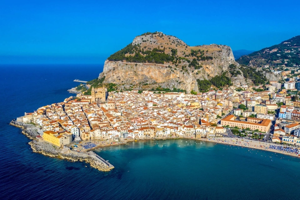 Sicily Yacht — Guide gallery — image 1 of 3