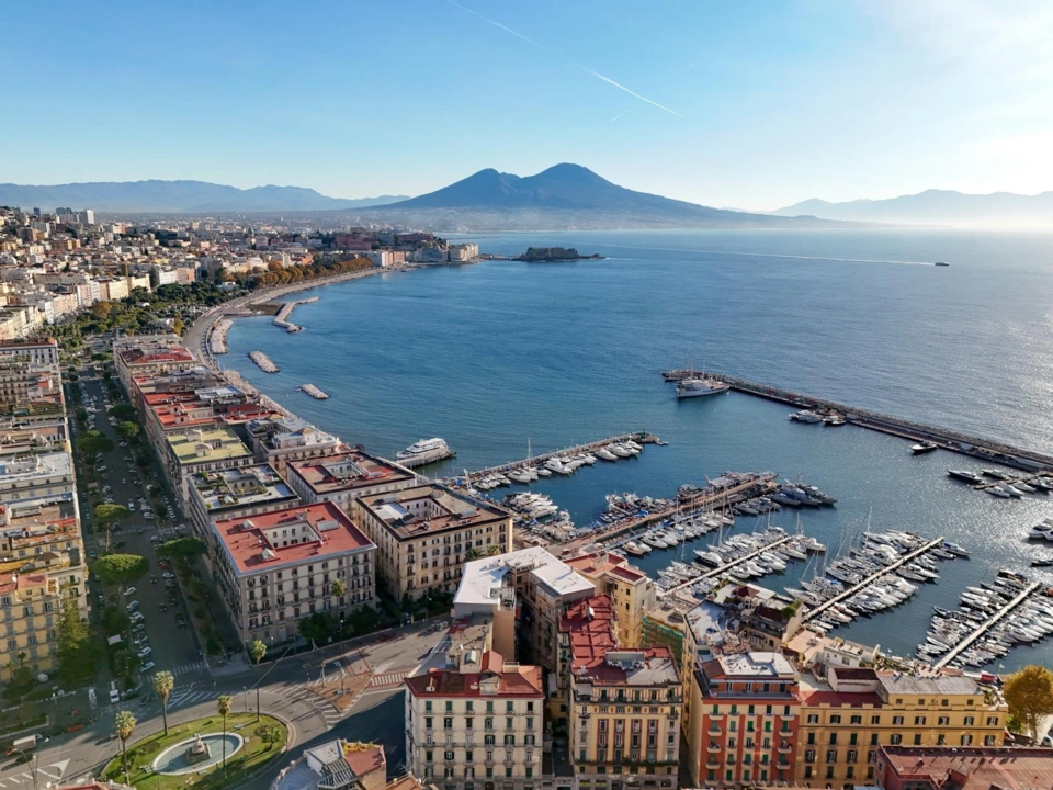 Naples Yacht — Guide gallery — image 2 of 3
