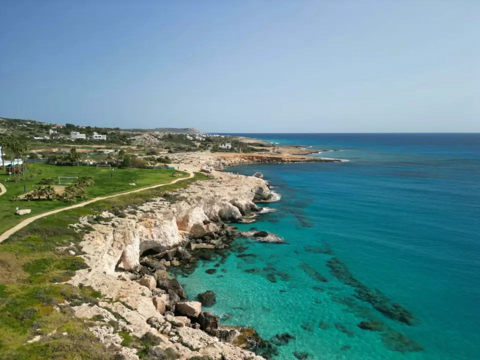 Cyprus Yacht — Guide gallery — image 2 of 3