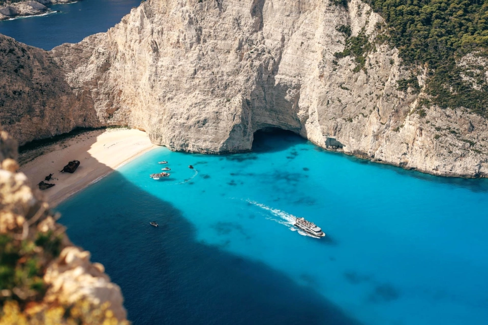 Greece Yacht — Guide gallery — image 3 of 3