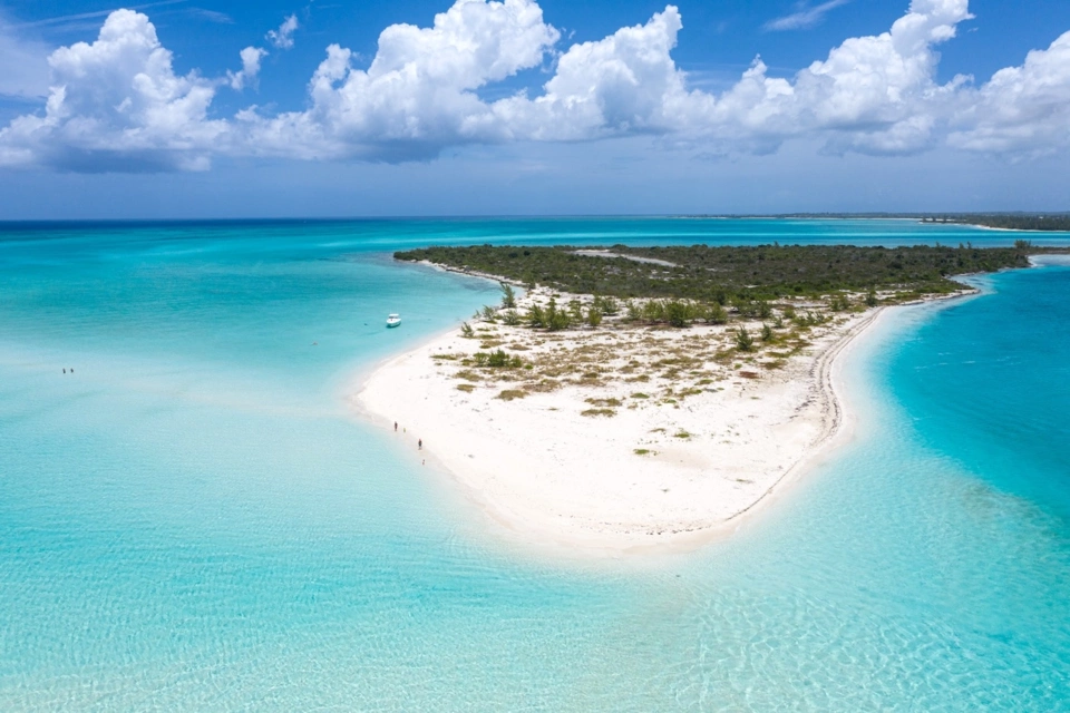 Turks And Caicos Yacht — Guide gallery — image 3 of 3