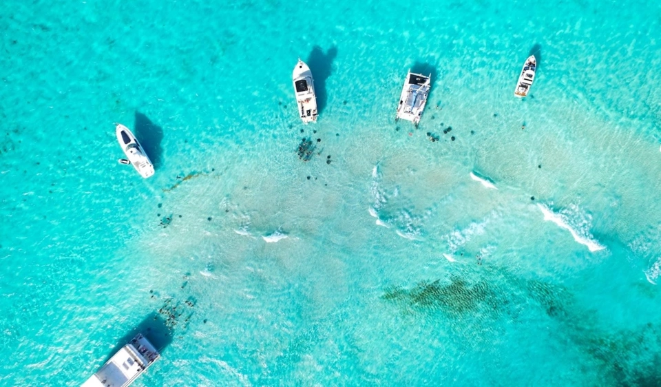 Cayman Islands Yacht — Guide gallery — image 2 of 3