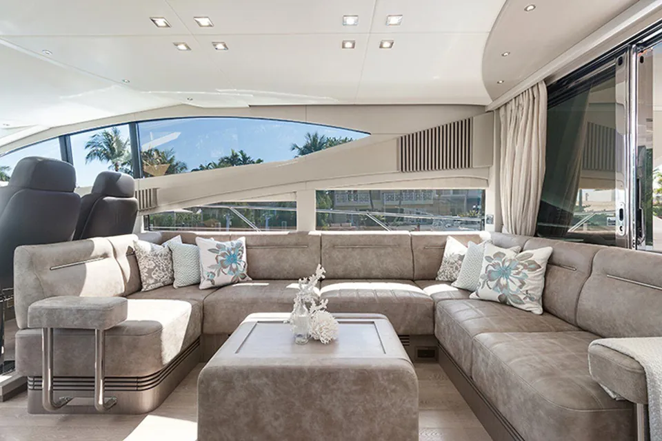 Long Way Round, 2015 Sunseeker 68 Sport Yacht, photo 2