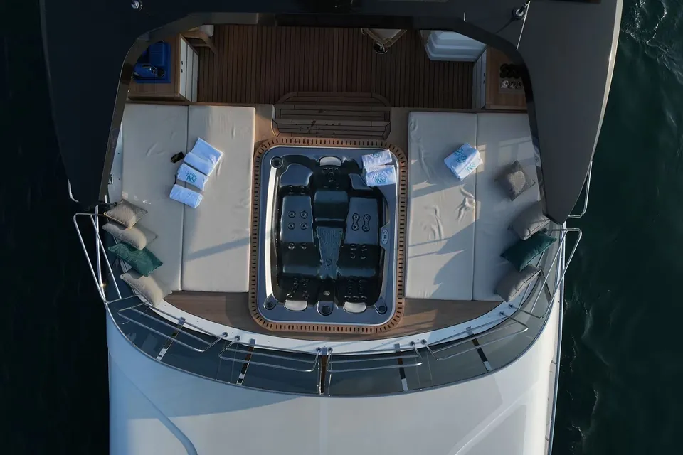 Geulunel, 2025 Majesty Yachts Majesty 120, photo 19