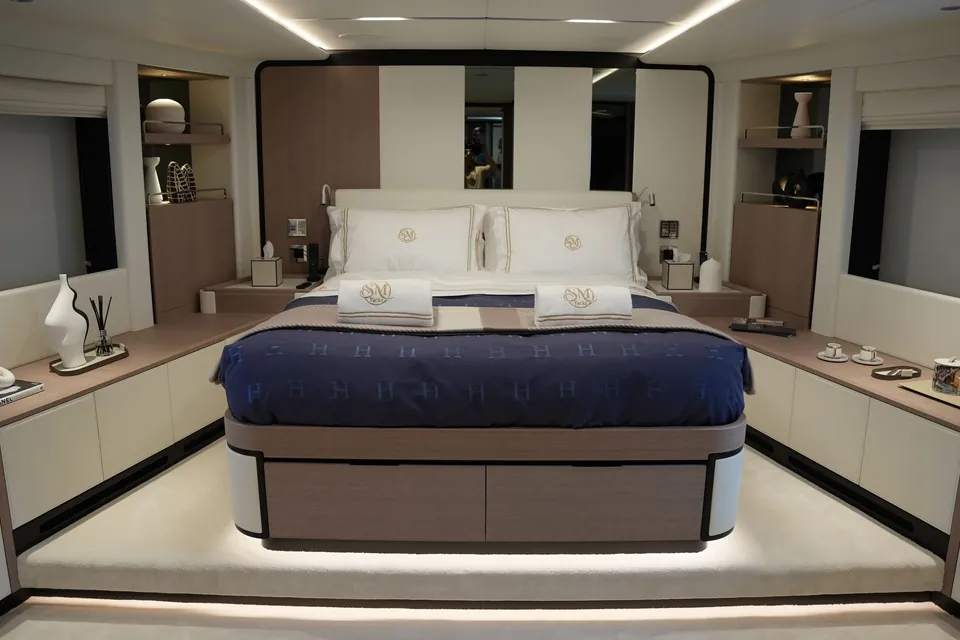 Geulunel, 2025 Majesty Yachts Majesty 120, photo 30