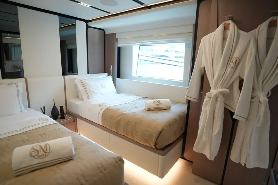 Geulunel, 2025 Majesty Yachts Majesty 120, photo 32