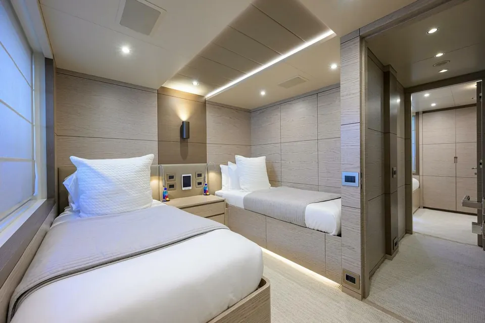 Cofina, 2016 Benetti Classic Supreme 132', photo 25