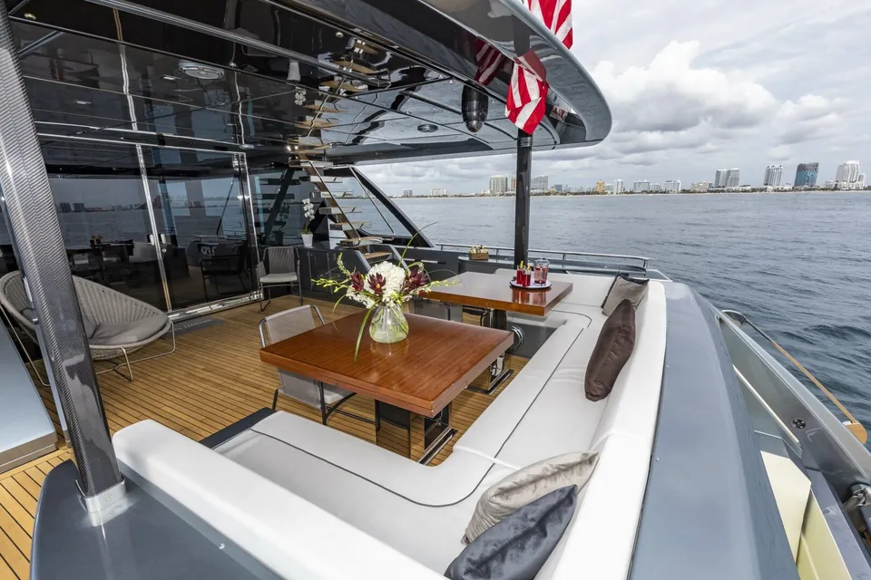 No Surrender, 2020 Riva 110' Dolcevita, photo 22
