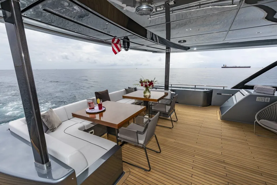 No Surrender, 2020 Riva 110' Dolcevita, photo 29