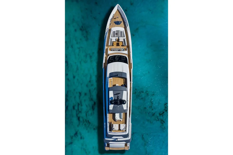 Miotu, 2022 Custom Line 140, photo 7