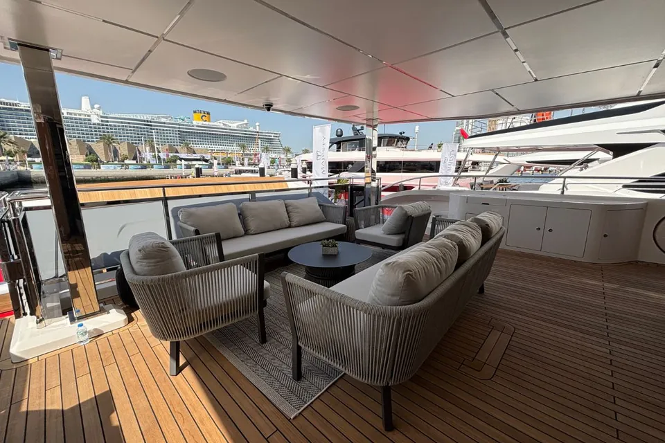 2025 Majesty Yachts 112 Terrace, photo 30
