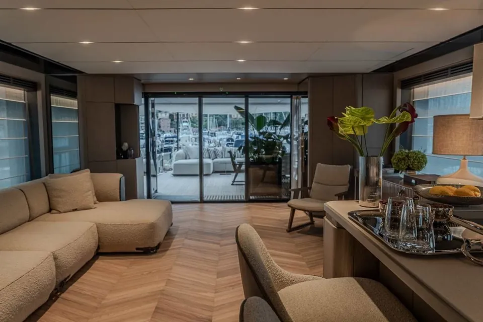 Adrenalina, 2025 Ferretti Infynito 90, photo 8