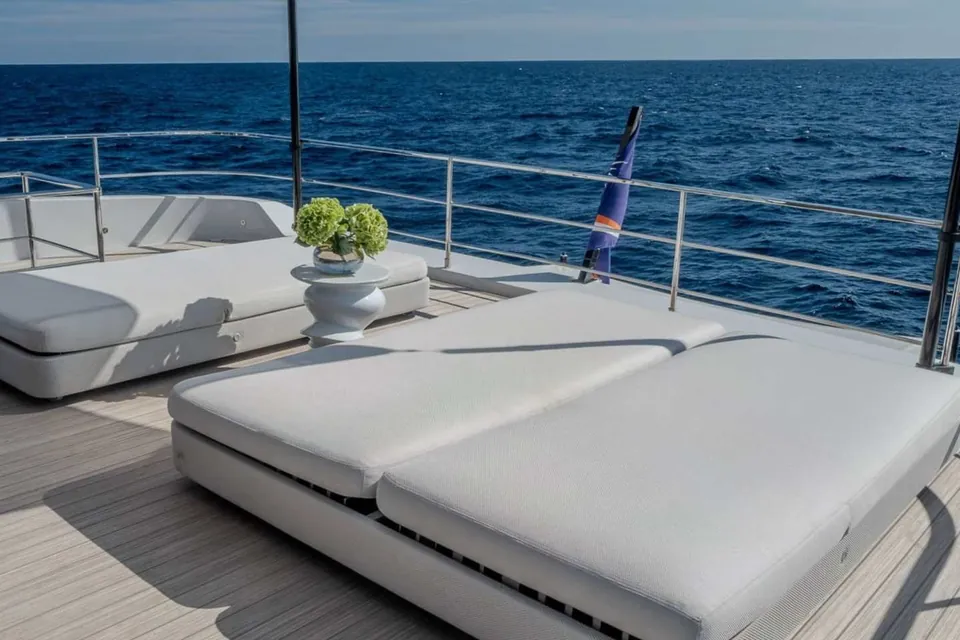 Adrenalina, 2025 Ferretti Infynito 90, photo 16