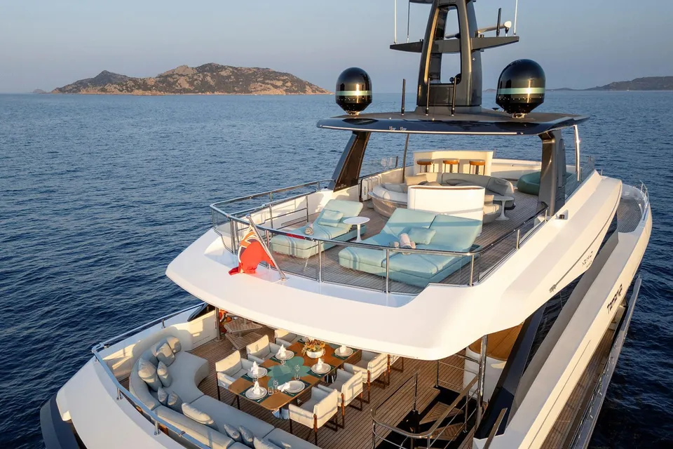 Tamanya, 2023 Azimut Grande Trideck, photo 5