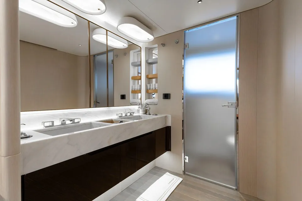 Tamanya, 2023 Azimut Grande Trideck, photo 22