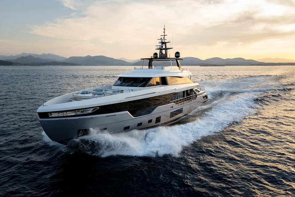 Tamanya, 2023 Azimut Grande Trideck, photo 25