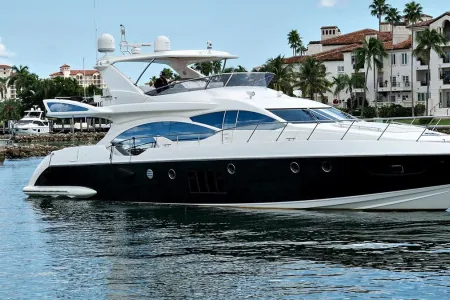 2017 Astondoa 100 Century, photo 31