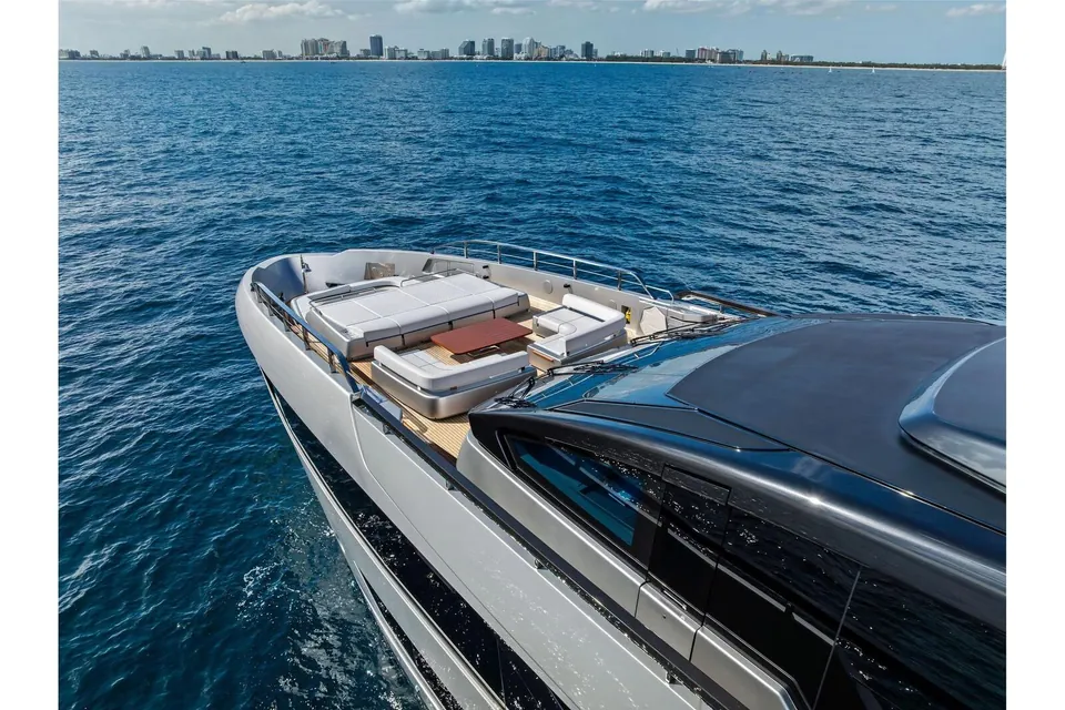 Euro, 2024 Riva 130' Bellissima, photo 4