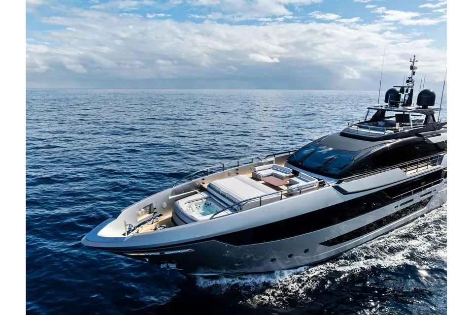 Euro, 2024 Riva 130' Bellissima, photo 7