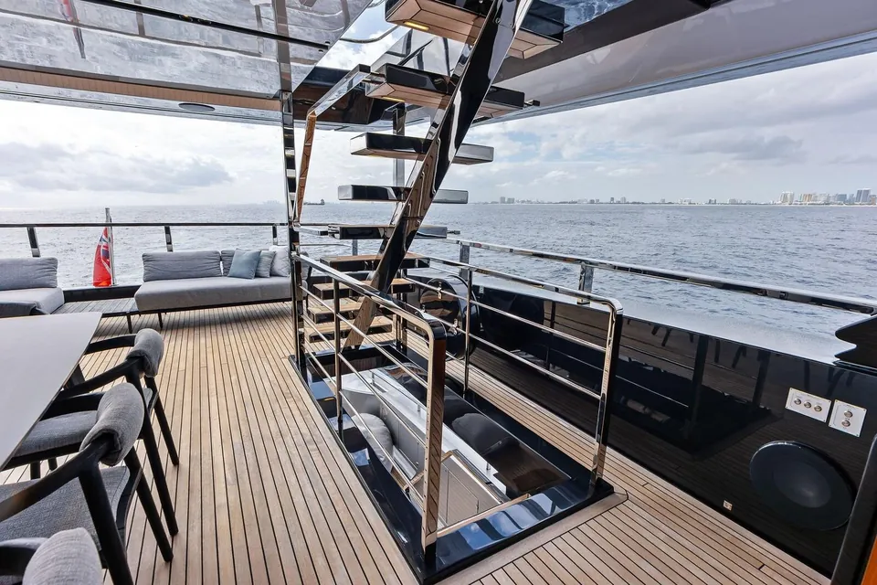 Euro, 2024 Riva 130' Bellissima, photo 19