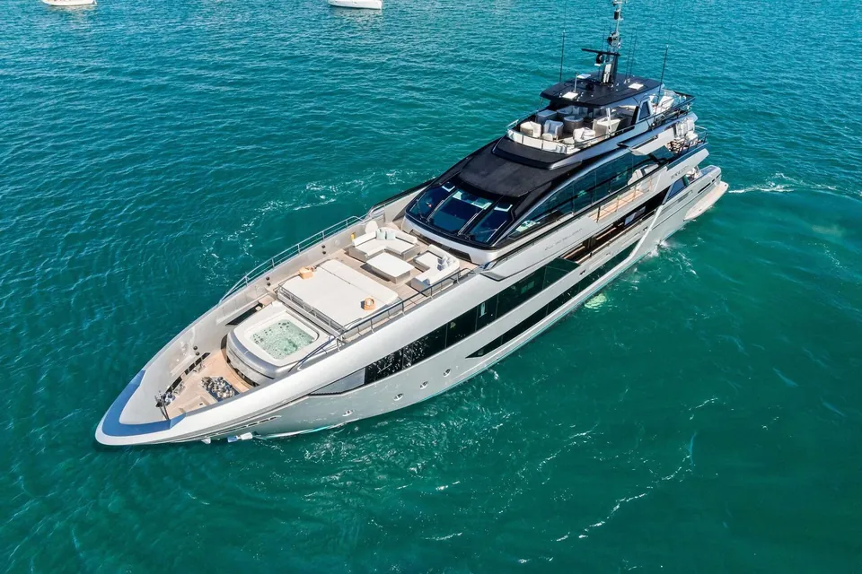 Tenacious, 2025 Riva 130' Bellissima, photo 5