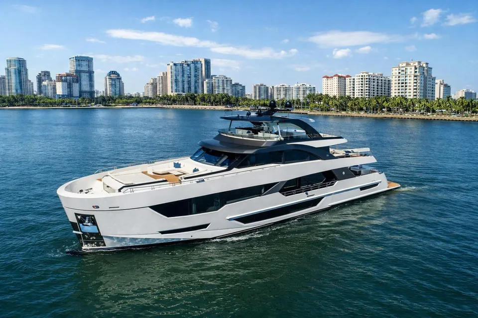 Serenity Now, 2024 Ocean Alexander 35R, photo 1