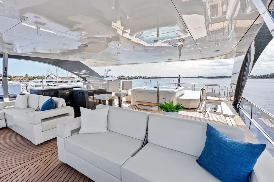 Serenity Now, 2024 Ocean Alexander 35R, photo 22