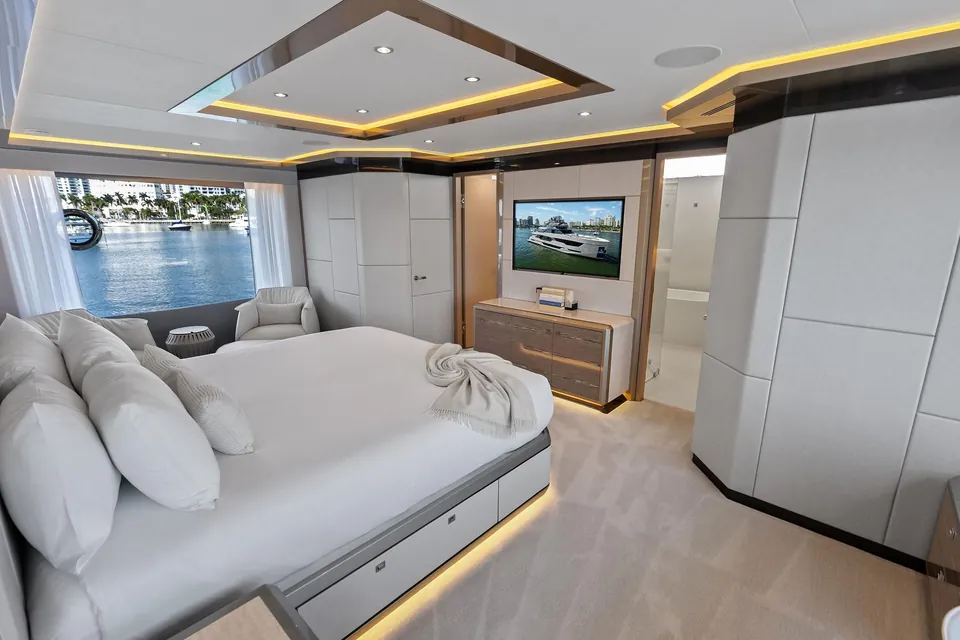 Serenity Now, 2024 Ocean Alexander 35R, photo 44