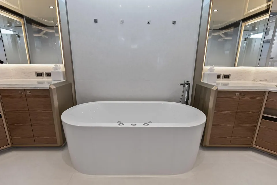 Serenity Now, 2024 Ocean Alexander 35R, photo 48