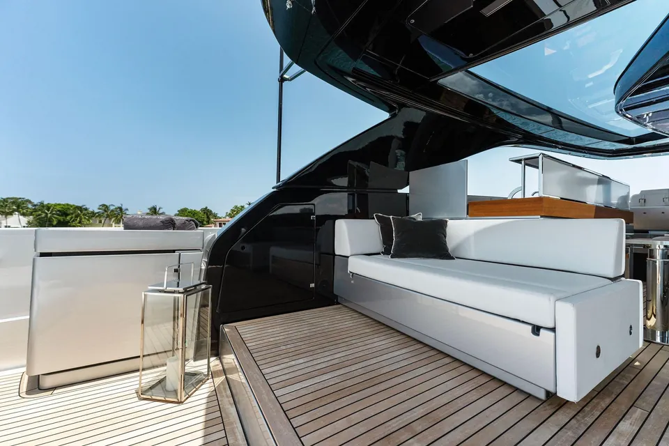 Chop Chop, 2023 Riva 110' Dolcevita, photo 12