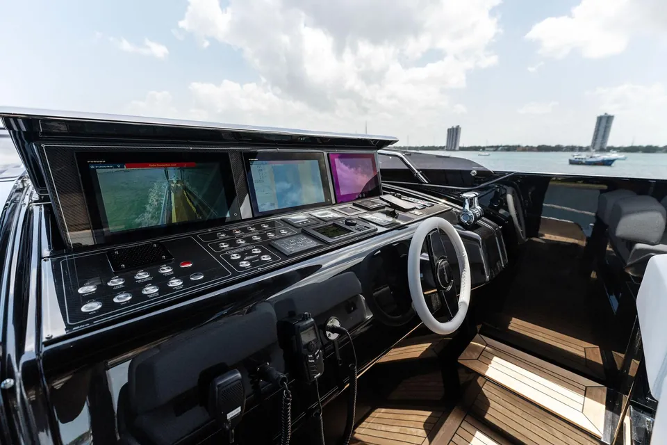 Chop Chop, 2023 Riva 110' Dolcevita, photo 18