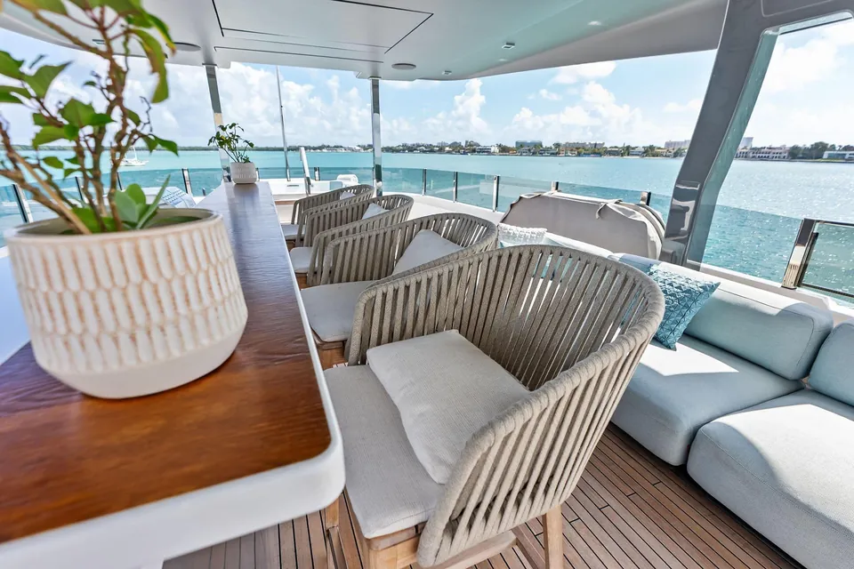 Lumpasaurus, 2023 Custom Line Navetta 33, photo 3