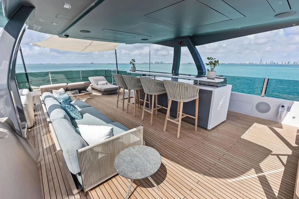 Lumpasaurus, 2023 Custom Line Navetta 33, photo 7