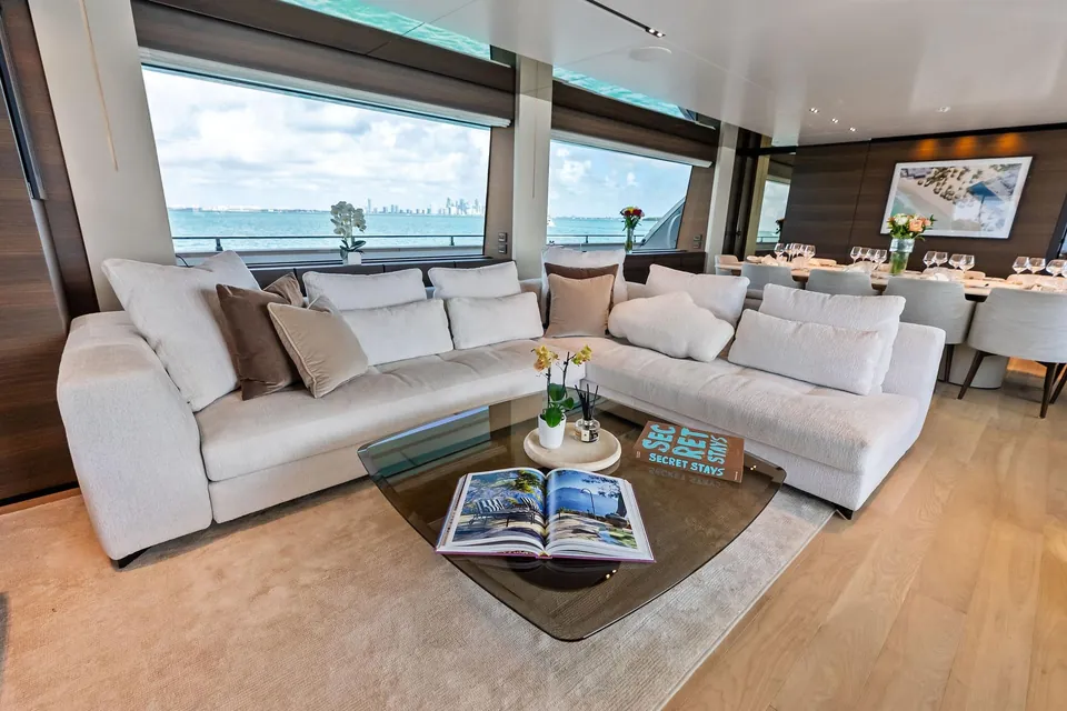 Lumpasaurus, 2023 Custom Line Navetta 33, photo 36