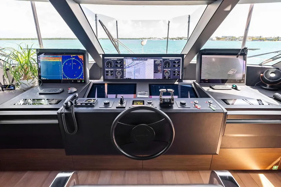 Lumpasaurus, 2023 Custom Line Navetta 33, photo 100