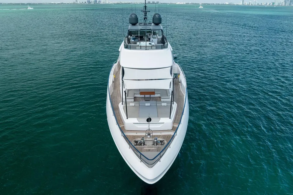 Lumpasaurus, 2023 Custom Line Navetta 33, photo 151