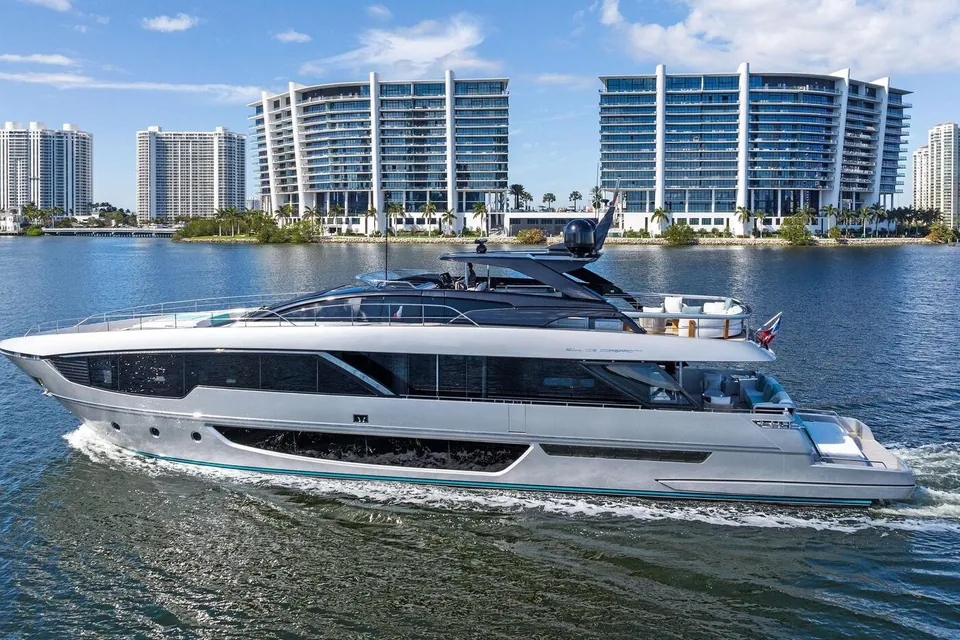 Beso, 2024 Riva 102' Corsaro Super, photo 16