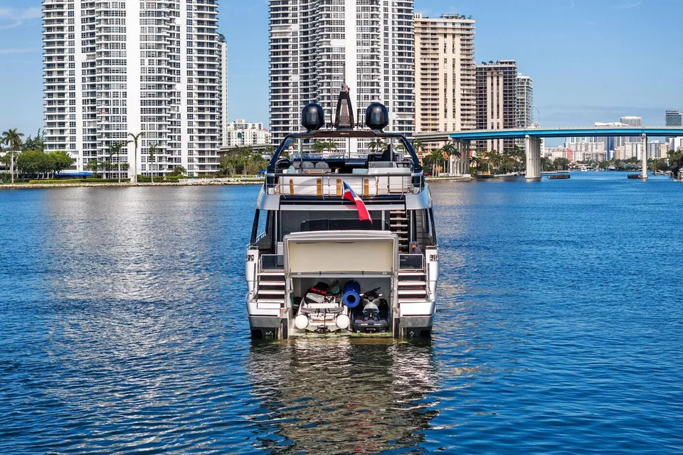 Beso, 2024 Riva 102' Corsaro Super, photo 21