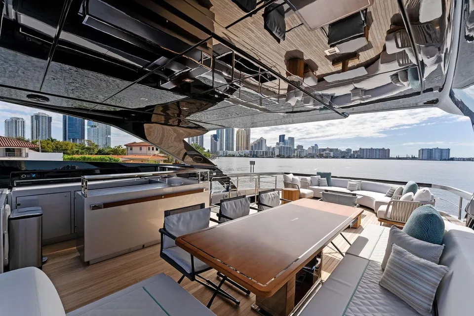 Beso, 2024 Riva 102' Corsaro Super, photo 48