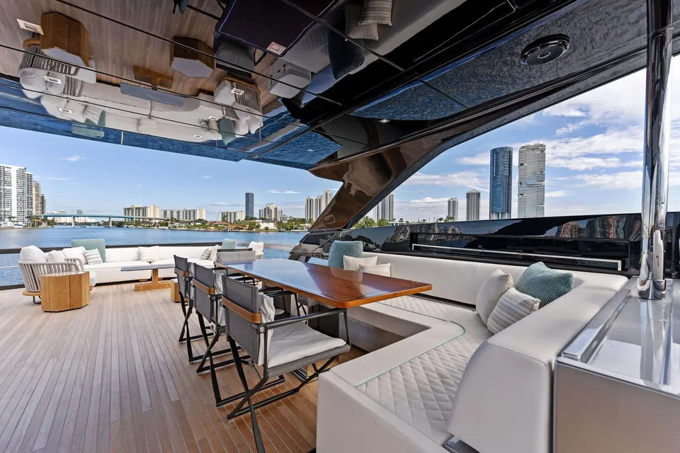 Beso, 2024 Riva 102' Corsaro Super, photo 52