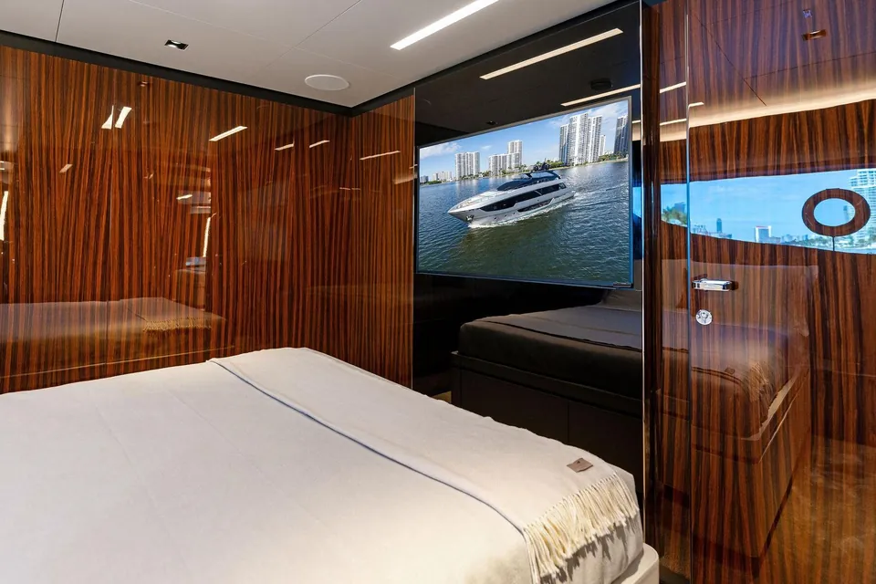 Beso, 2024 Riva 102' Corsaro Super, photo 100