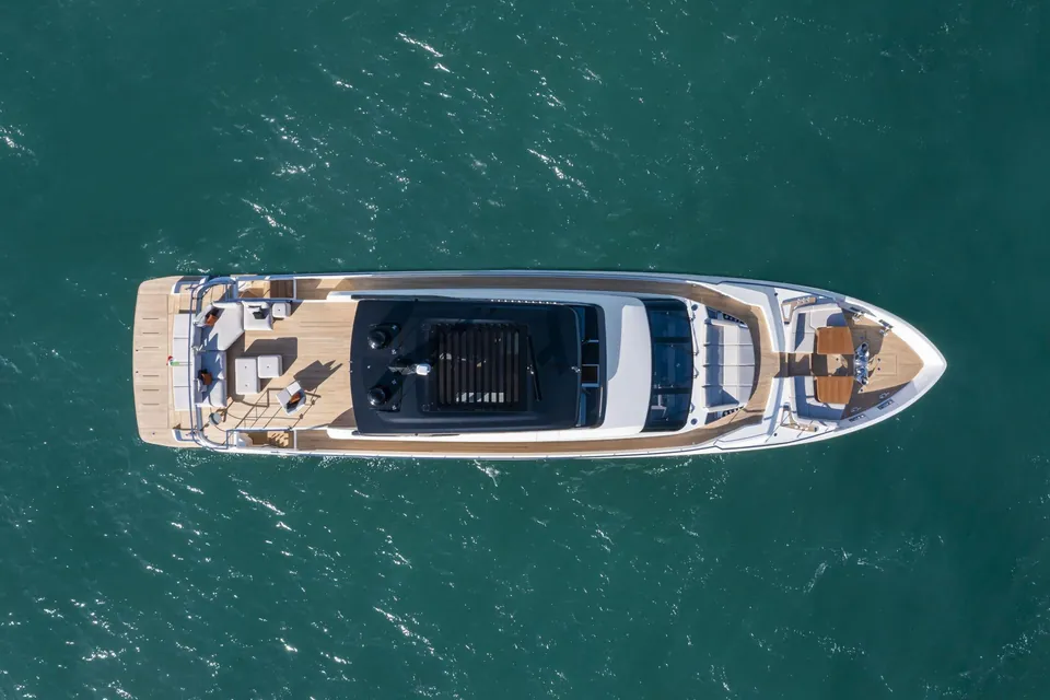Danima, 2023 Ferretti 1000, photo 6