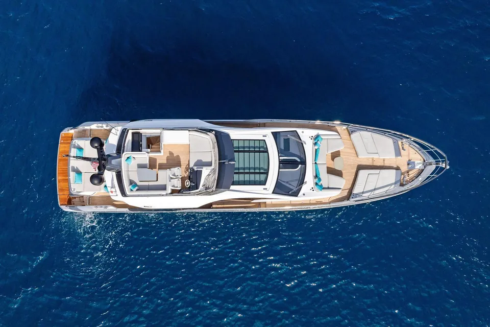 Oceans SE7EN, 2022 Azimut S8, photo 6