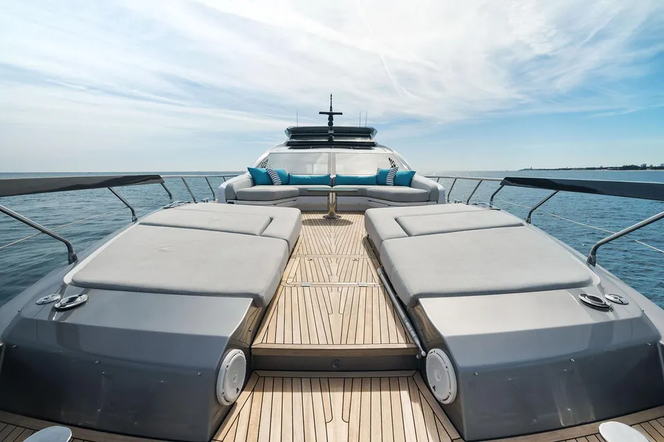 Oceans SE7EN, 2022 Azimut S8, photo 14