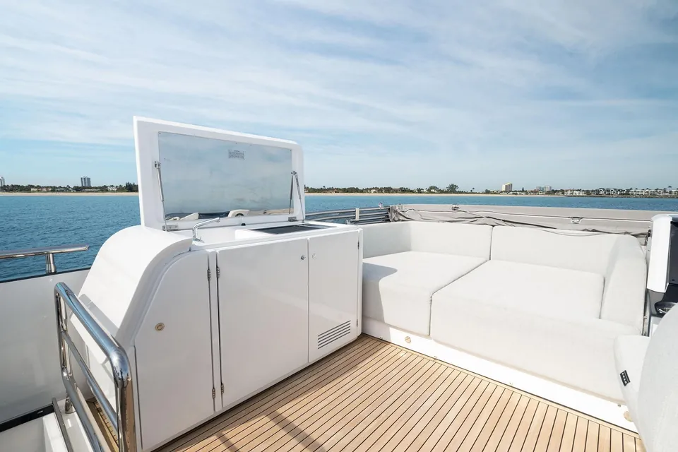 Oceans SE7EN, 2022 Azimut S8, photo 24