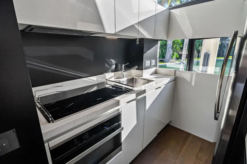 Sunsation, 2019 Ferretti 780, photo 32