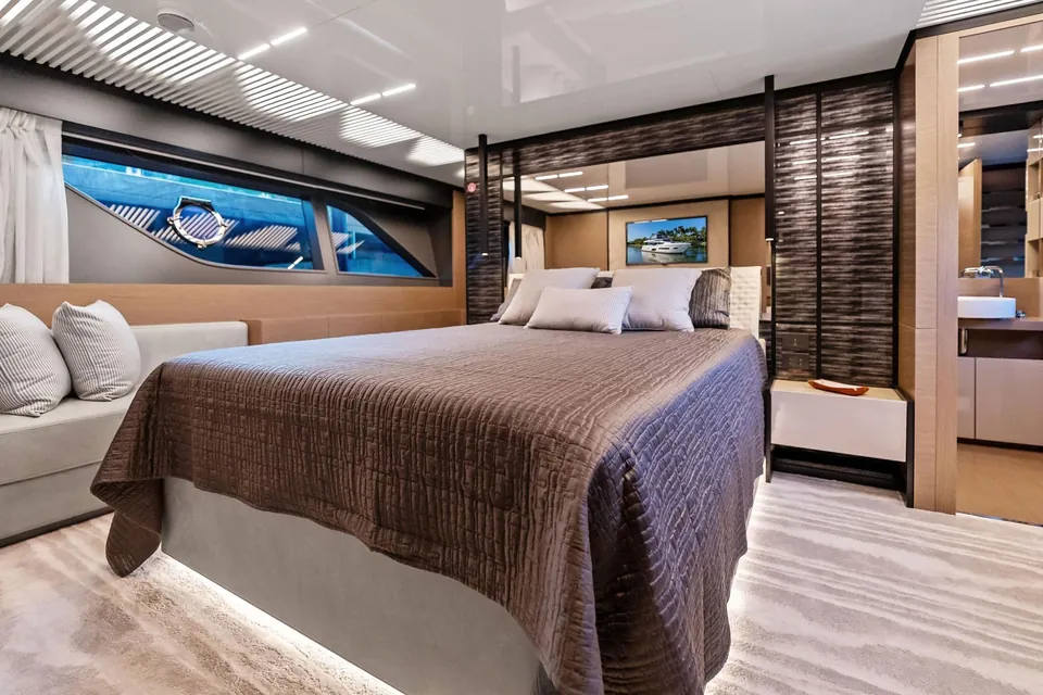 Sunsation, 2019 Ferretti 780, photo 33