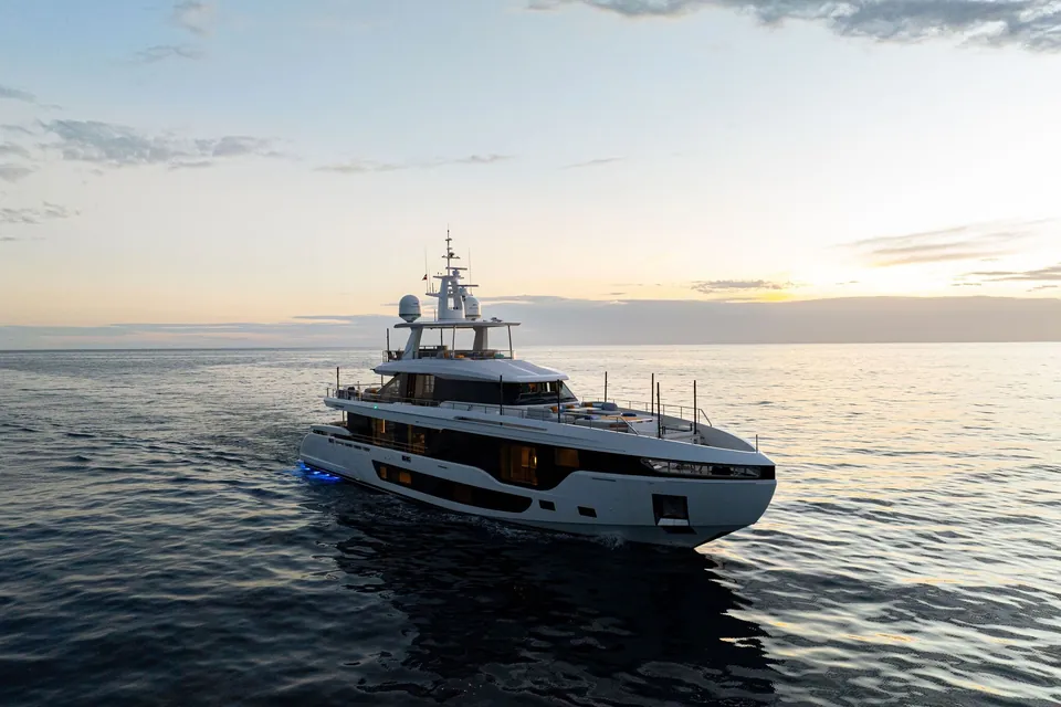 Luz de Mar, 2024 Azimut Grande 36M, photo 24