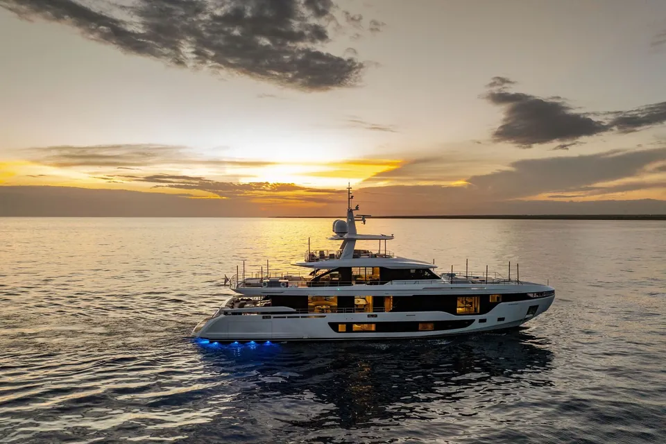 Luz de Mar, 2024 Azimut Grande 36M, photo 25