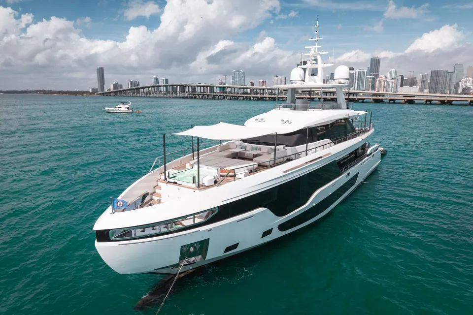 Tycoon, 2024 Azimut Grande 36M, photo 2